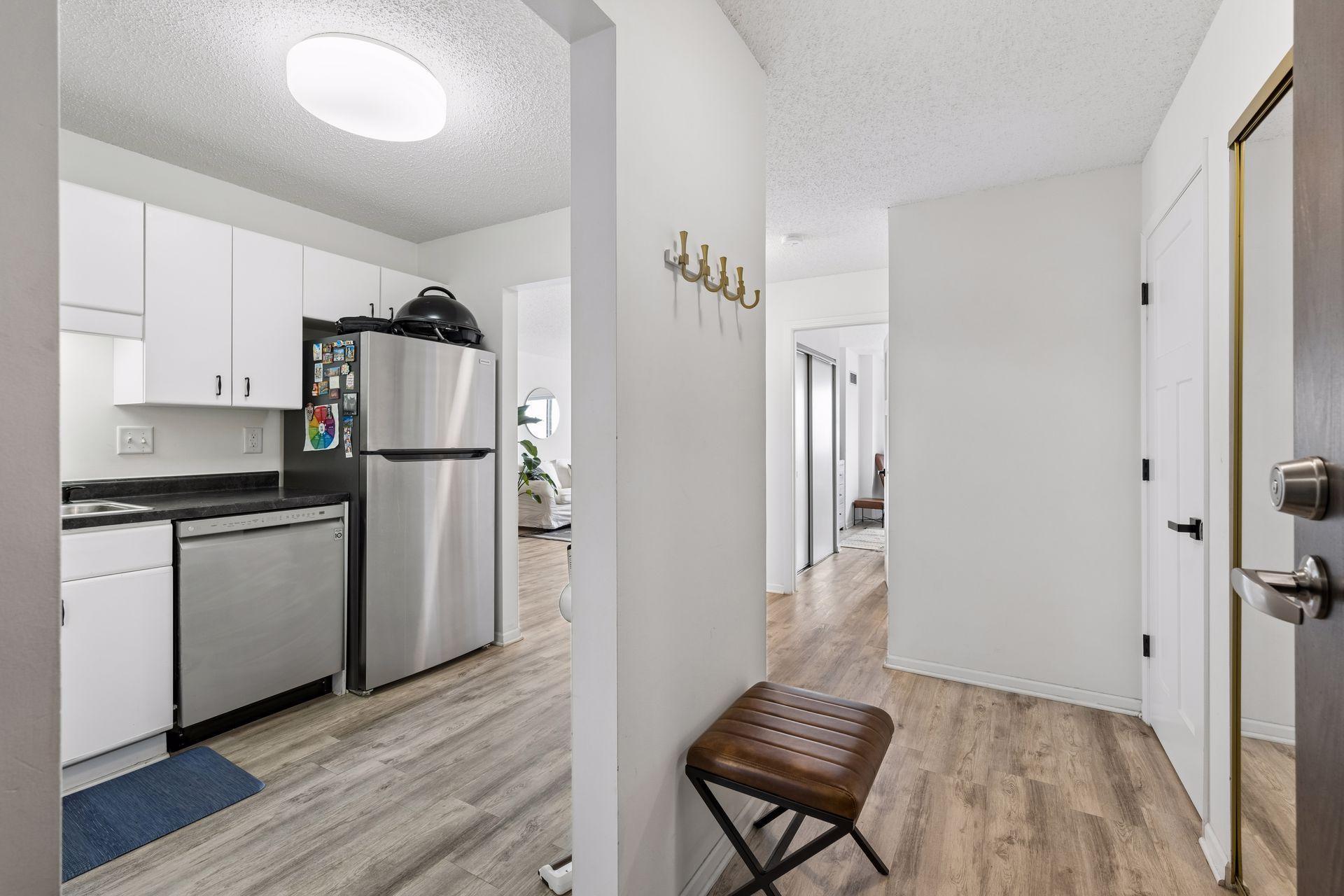 78 10th Street E 2408