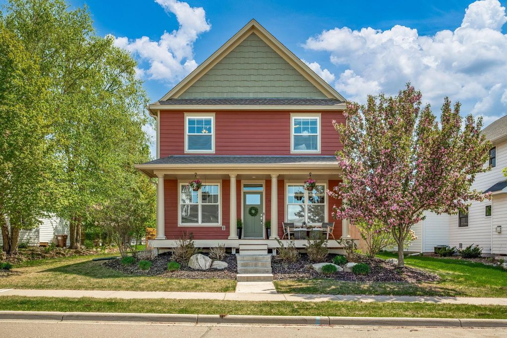 Photo of 1013 Planters Path, Bayport, MN 55003 (MLS # 7044131)