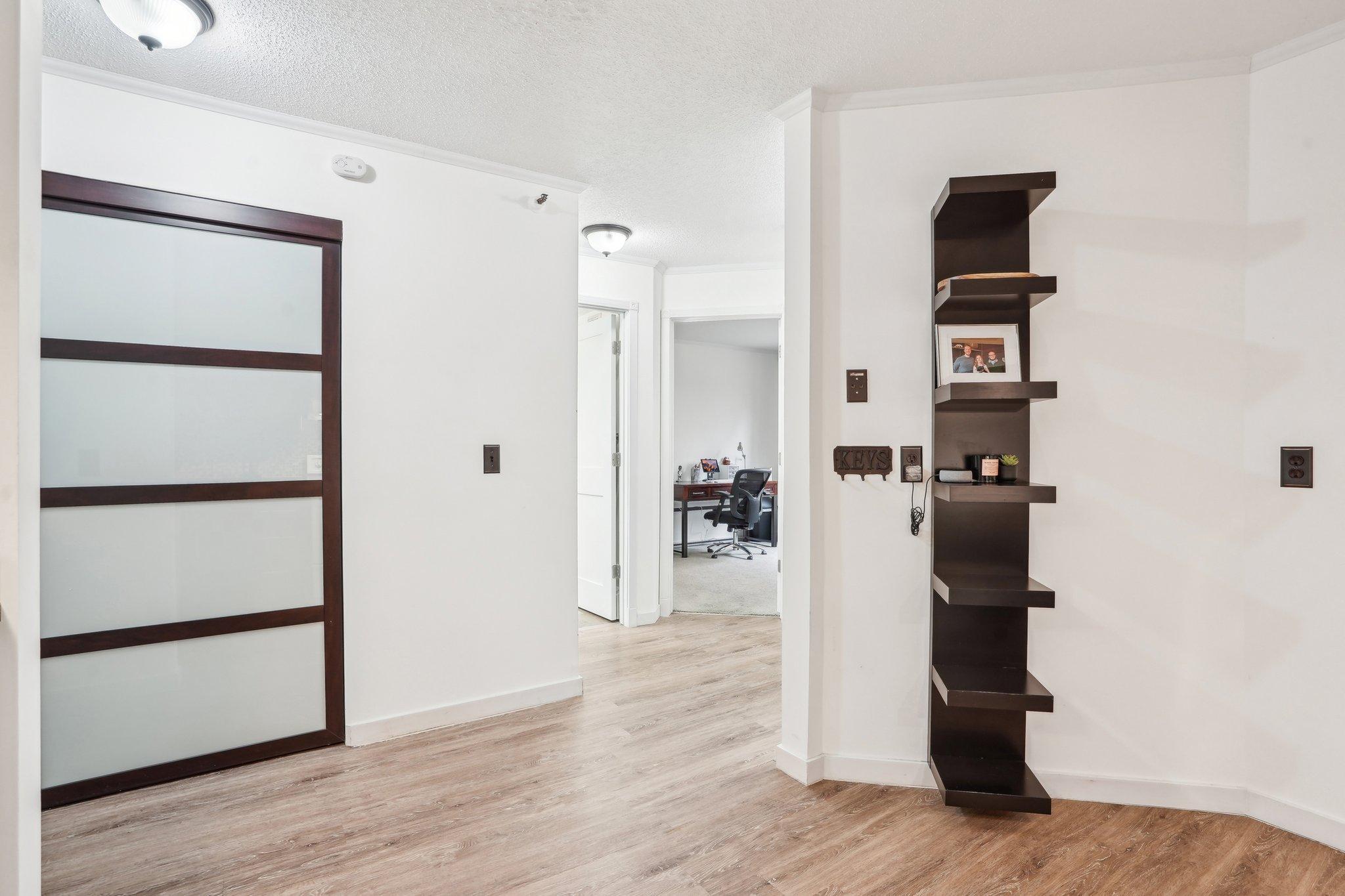 7621 Edinborough Way 2201