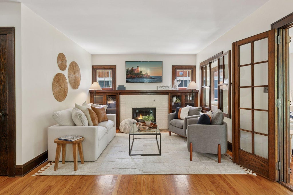 Photo of 126 Circle A Drive S, Wayzata, MN 55391 (MLS # 7109793)