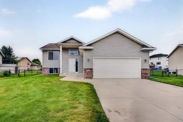 4569 ARCTIC FOX RD NW, ROCHESTER, MN 55901 - Image aa49b2ea34946771ca2c8aa551ece9a0/2398593631