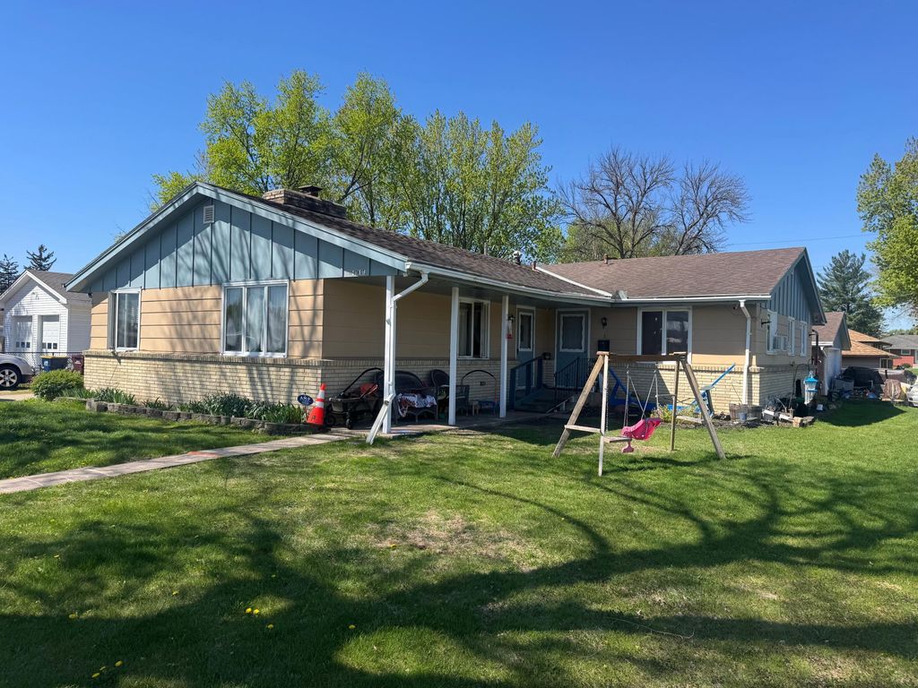Photo of 1000 8th Street, Farmington, MN 55024 (MLS # 7066893)
