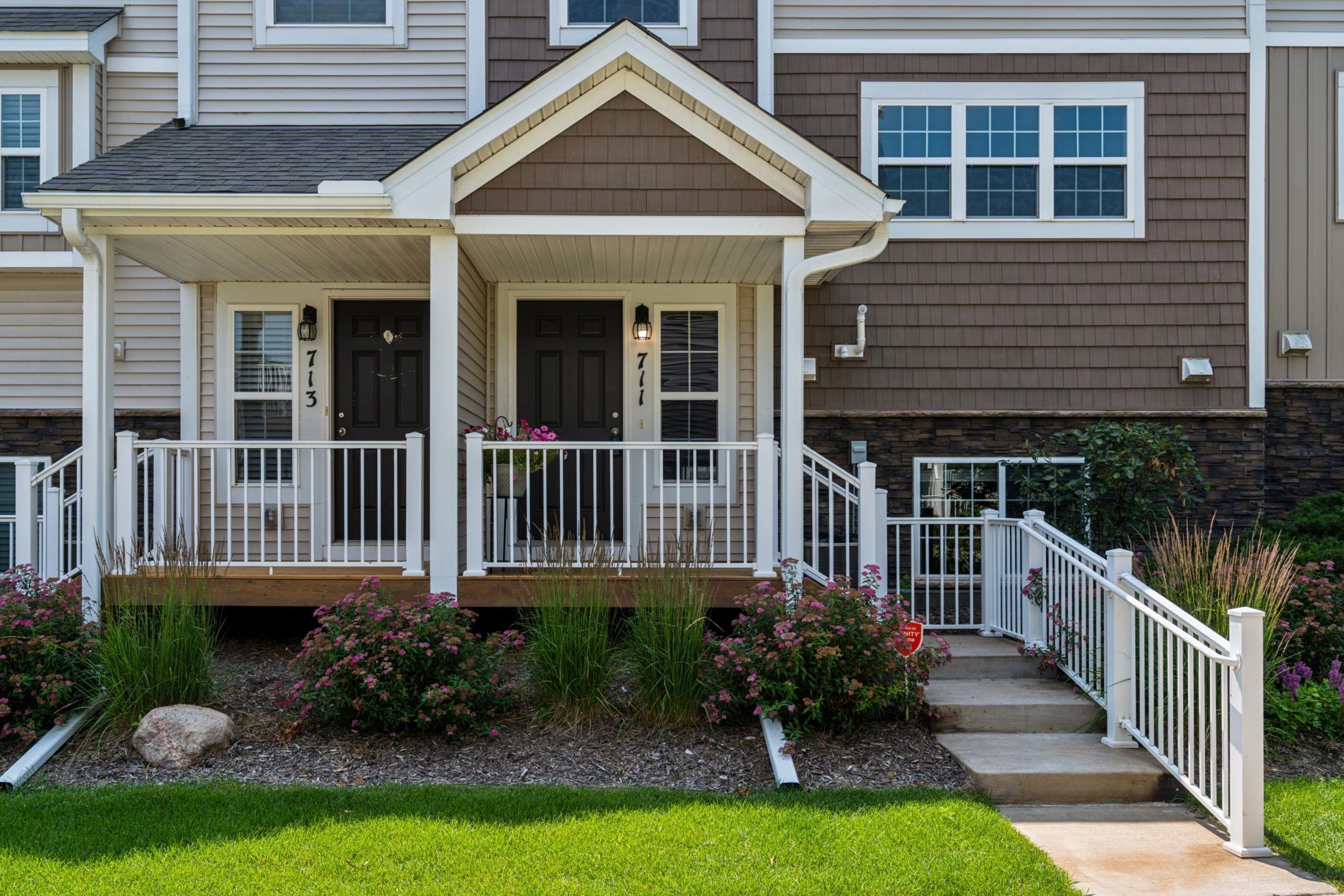 711 Eagle Court