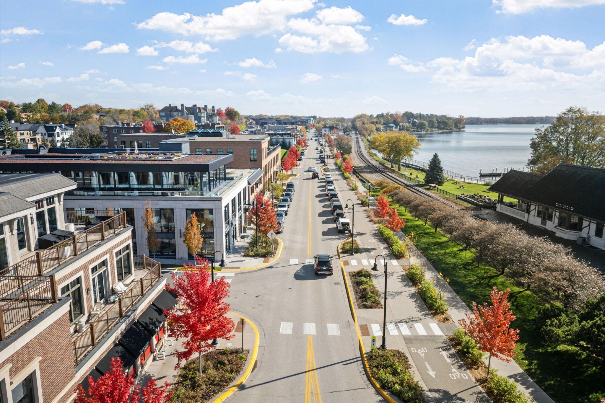 205 Barry Avenue S 114