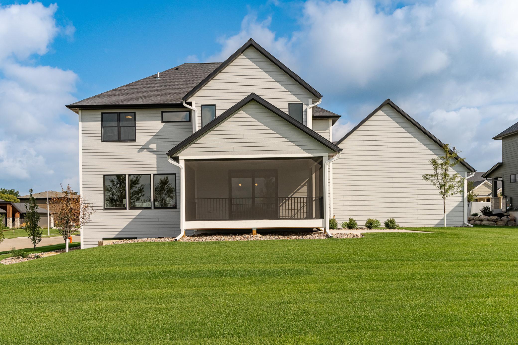 Rochester, Minnesota, 55902, United States, 6 Bedrooms Bedrooms, ,5 BathroomsBathrooms,Residential,Active,2025552