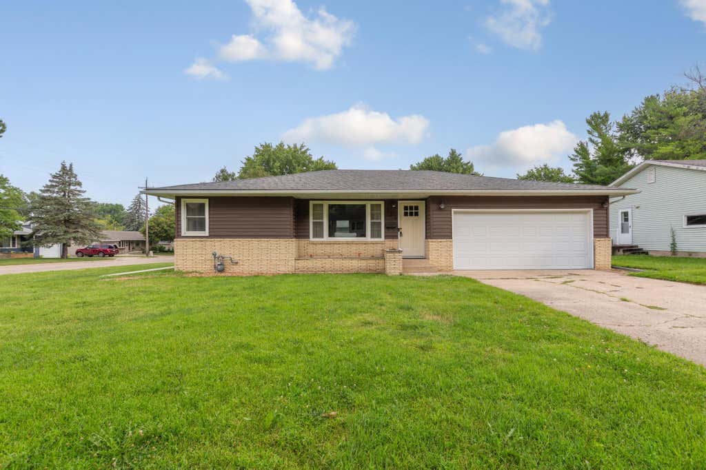Photo of 504 Havana Road, Owatonna, MN 55060 (MLS # 7116885)