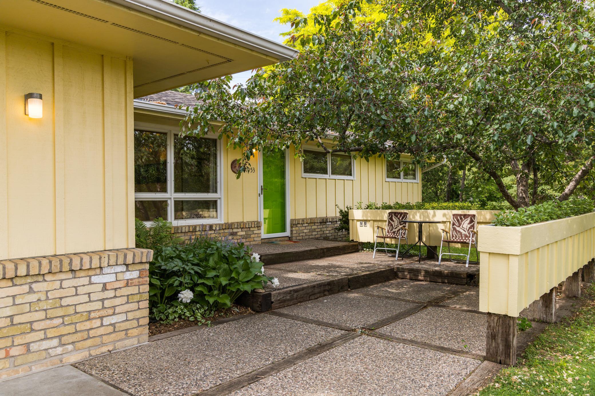 1953 Summer Street