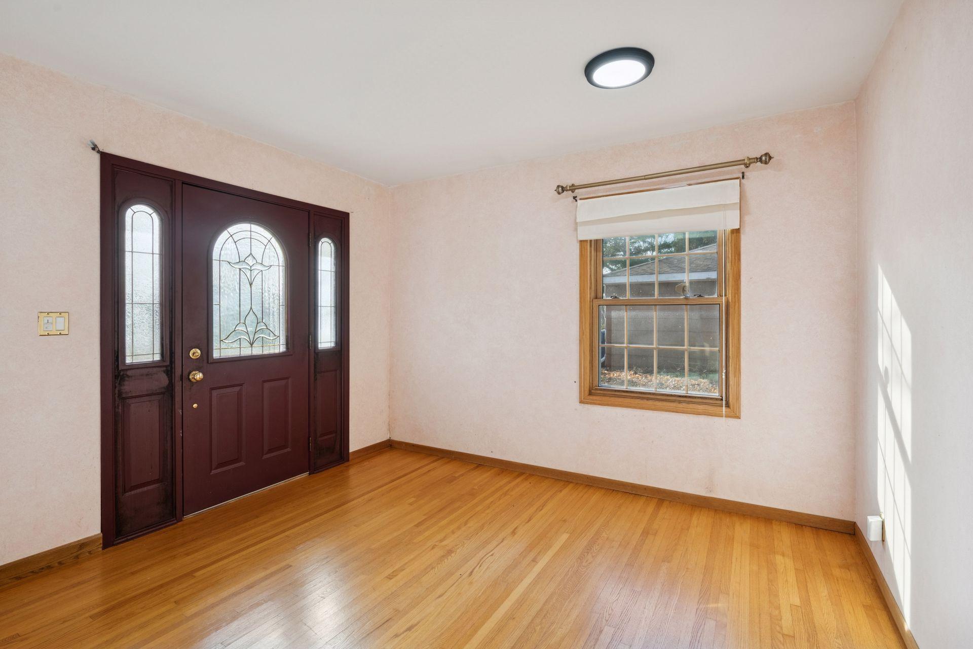 1312 E 93 1/2 Street