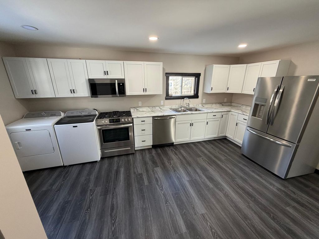 Photo of 203 Trott Avenue SE, Willmar, MN 56201 (MLS # 7025609)