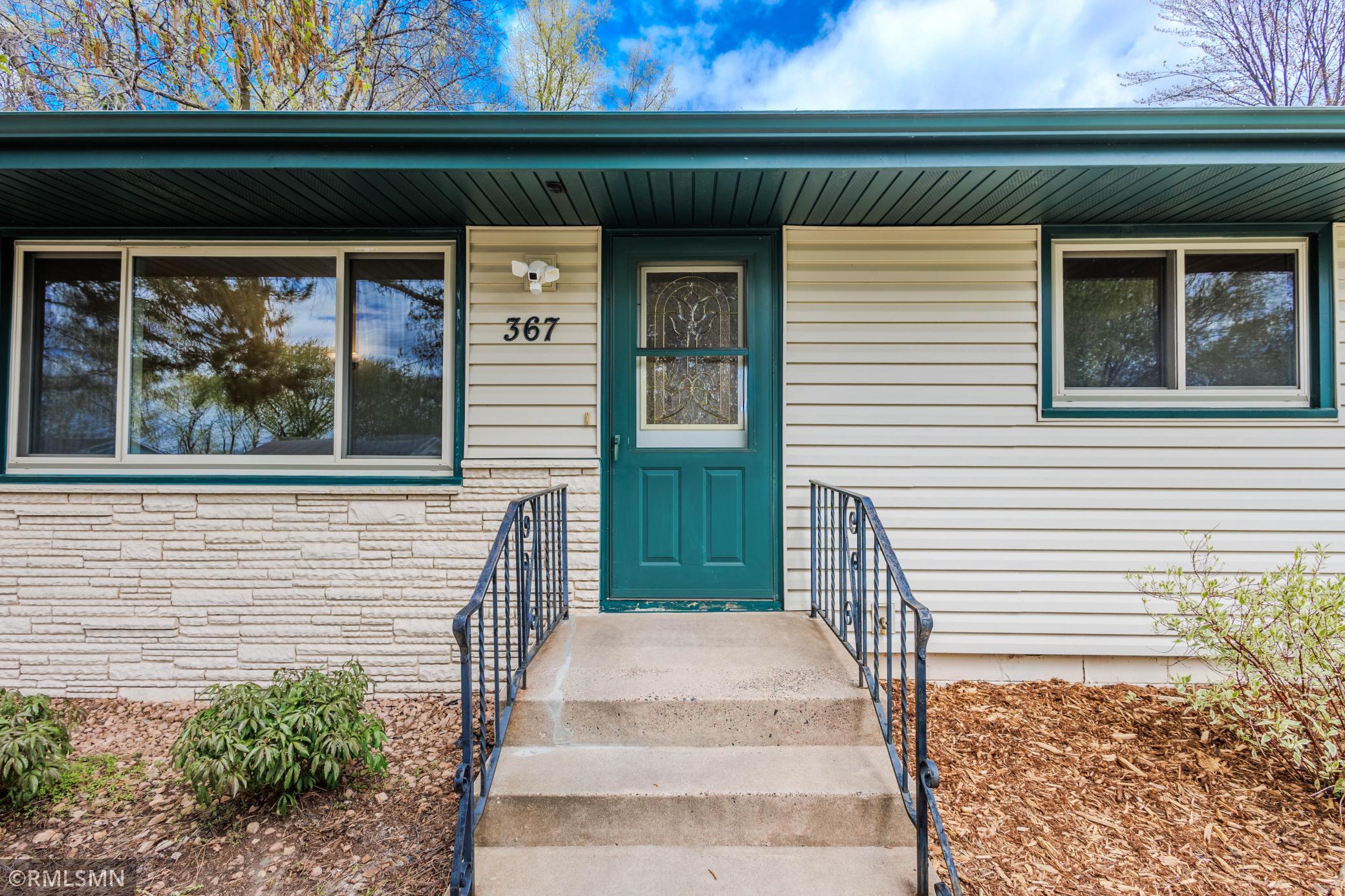367 Manor Drive NE