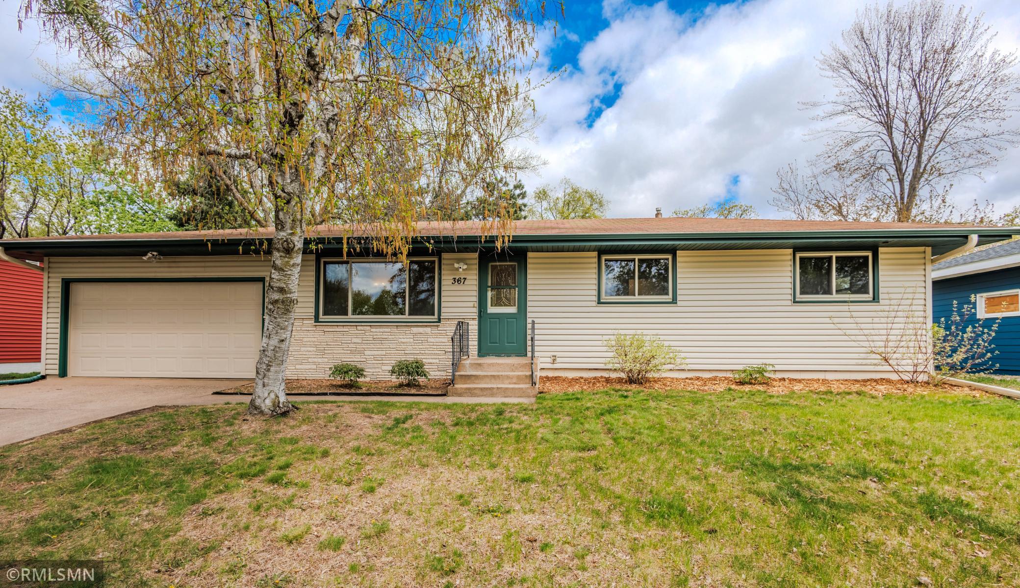 367 Manor Drive NE