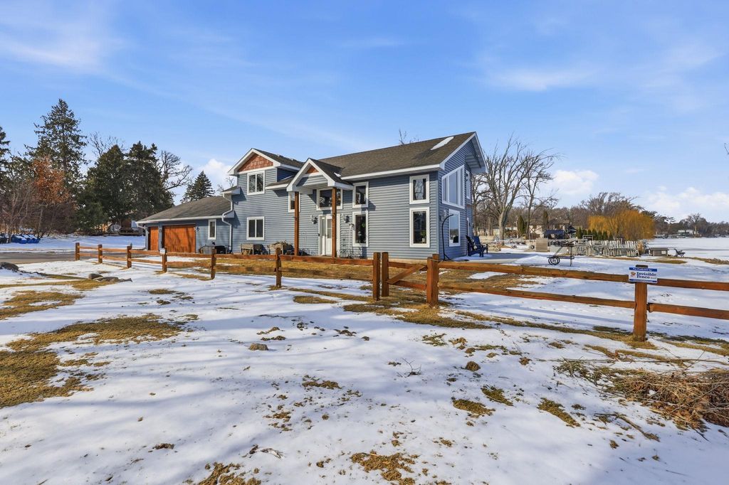 Photo of 700 7th Street SE, Forest Lake, MN 55025 (MLS # 7028920)