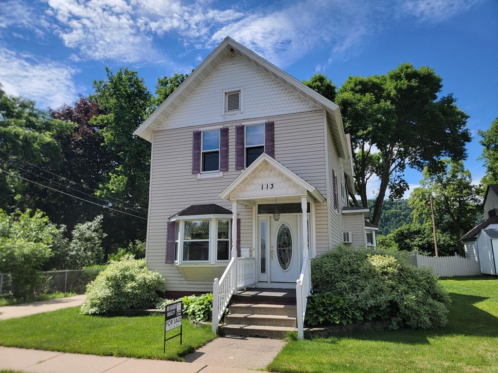 Photo of 113 E Sarnia Street, Winona, MN 55987 (MLS # 7096130)