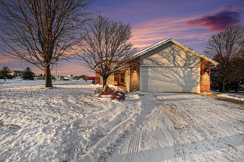 Photo of 301 E Christensen Drive, Luverne, MN 56156 (MLS # 6825298)