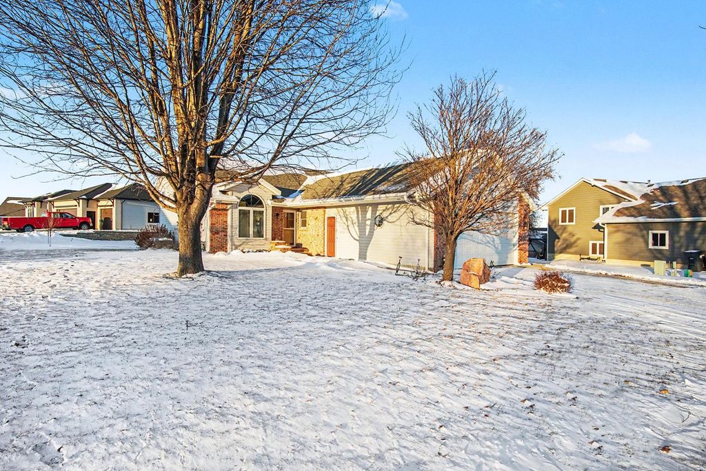 Photo of 301 E Christensen Drive, Luverne, MN 56156 (MLS # 6825298)