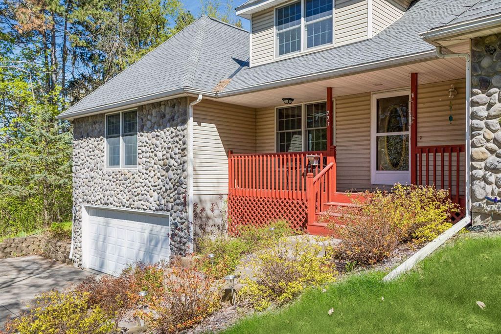 Photo of 771 County Road B2 E, Little Canada, MN 55117 (MLS # 7063762)