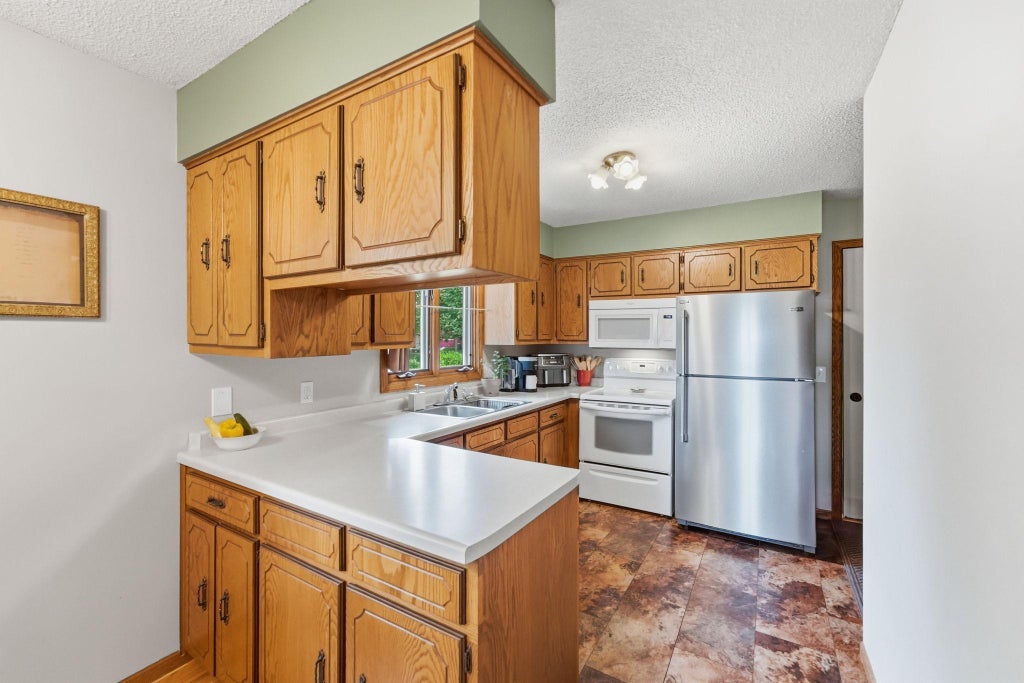 Photo of 681 Elm Street, Paynesville, MN 56362 (MLS # 7134187)