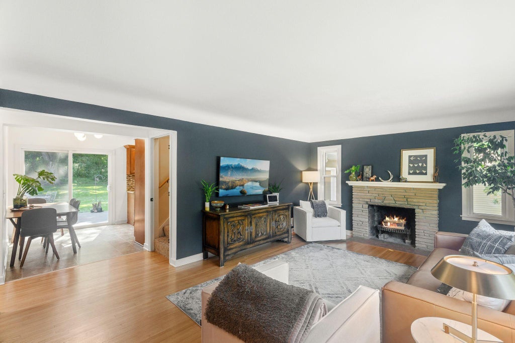 Photo of 1310 Welcome Avenue N, Golden Valley, MN 55422 (MLS # 7111544)