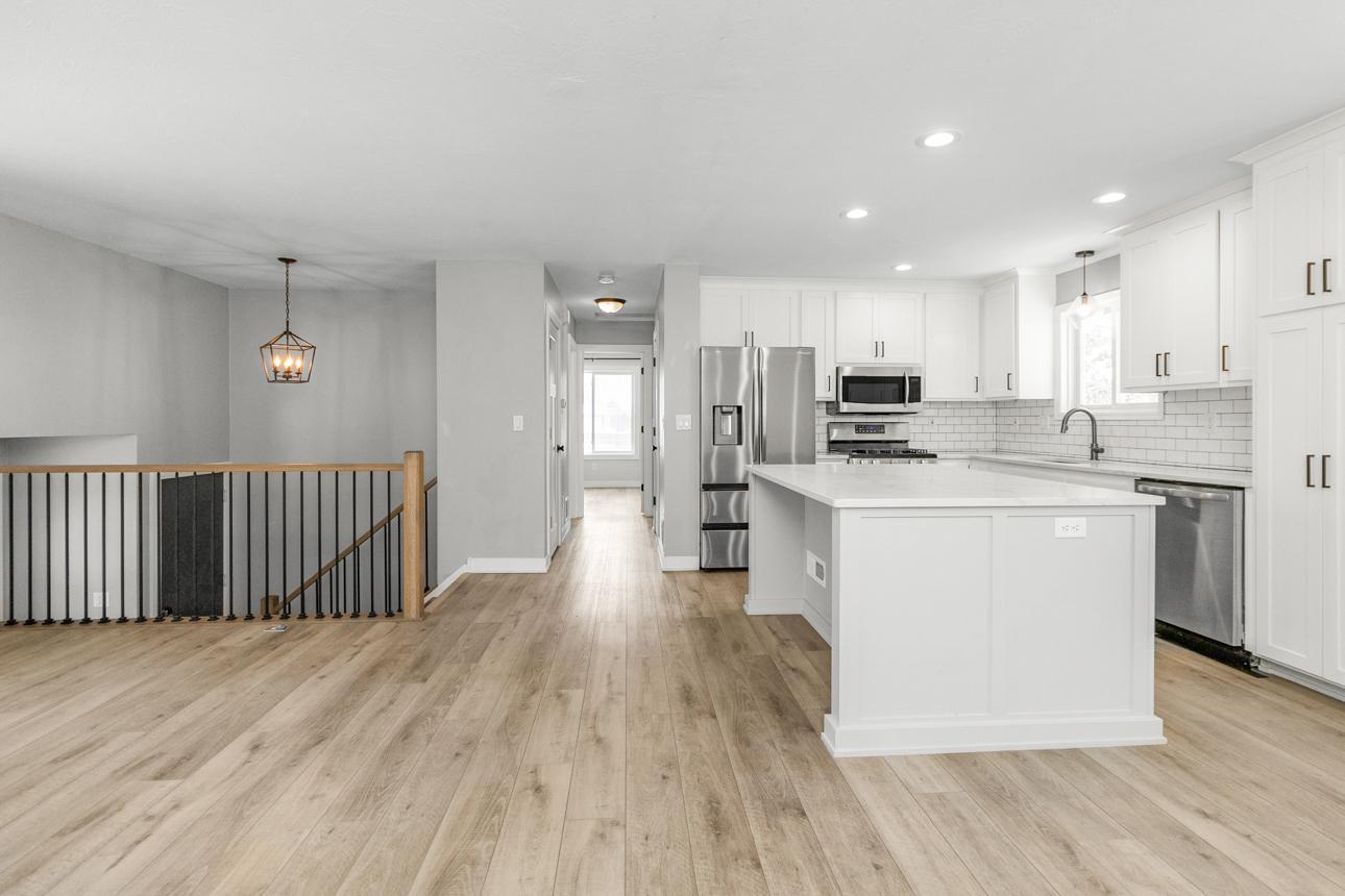 13956 Brunswick Avenue S