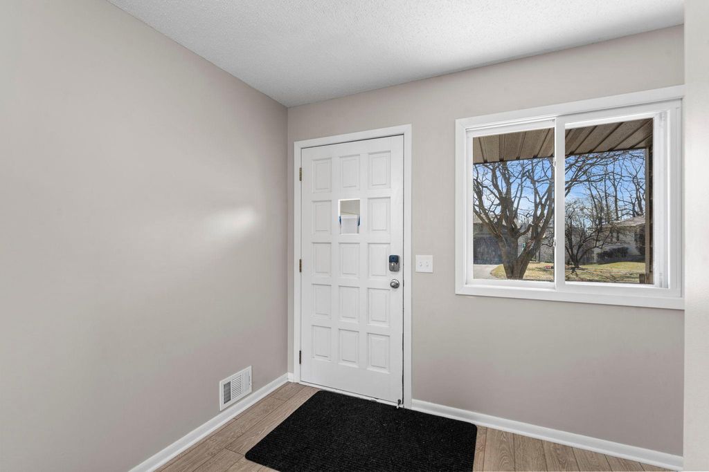 Photo of 14510 Wellington Road, Minnetonka, MN 55391 (MLS # 7042820)