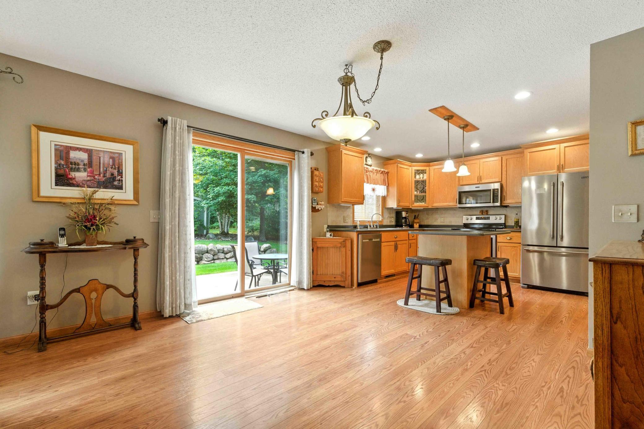 24719 Cove Trail