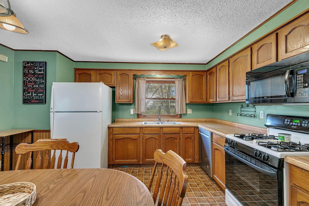 Photo of 3551 12th Avenue SE, Saint Cloud, MN 56304 (MLS # 7071004)