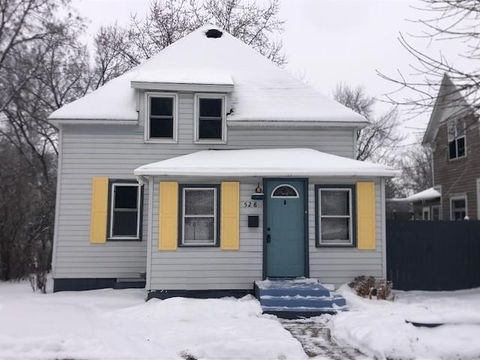 Photo of 528 S Holcombe Avenue, Litchfield, MN 55355 (MLS # 6820212)