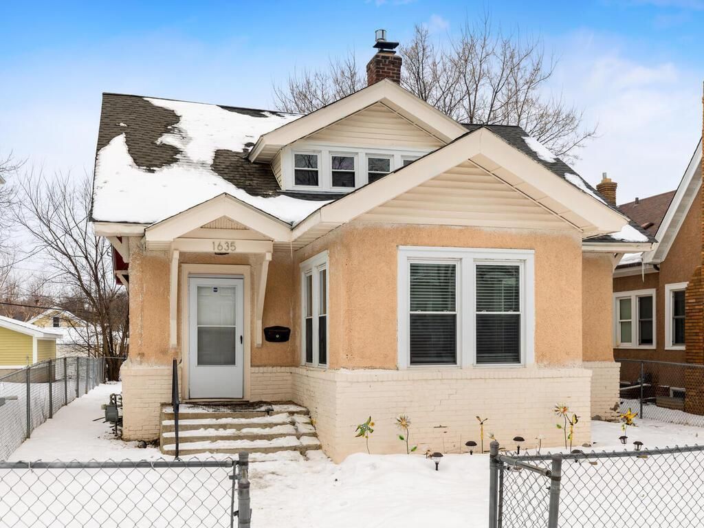 Photo of 1635 Sheridan Avenue N, Minneapolis, MN 55411 (MLS # 7016739)