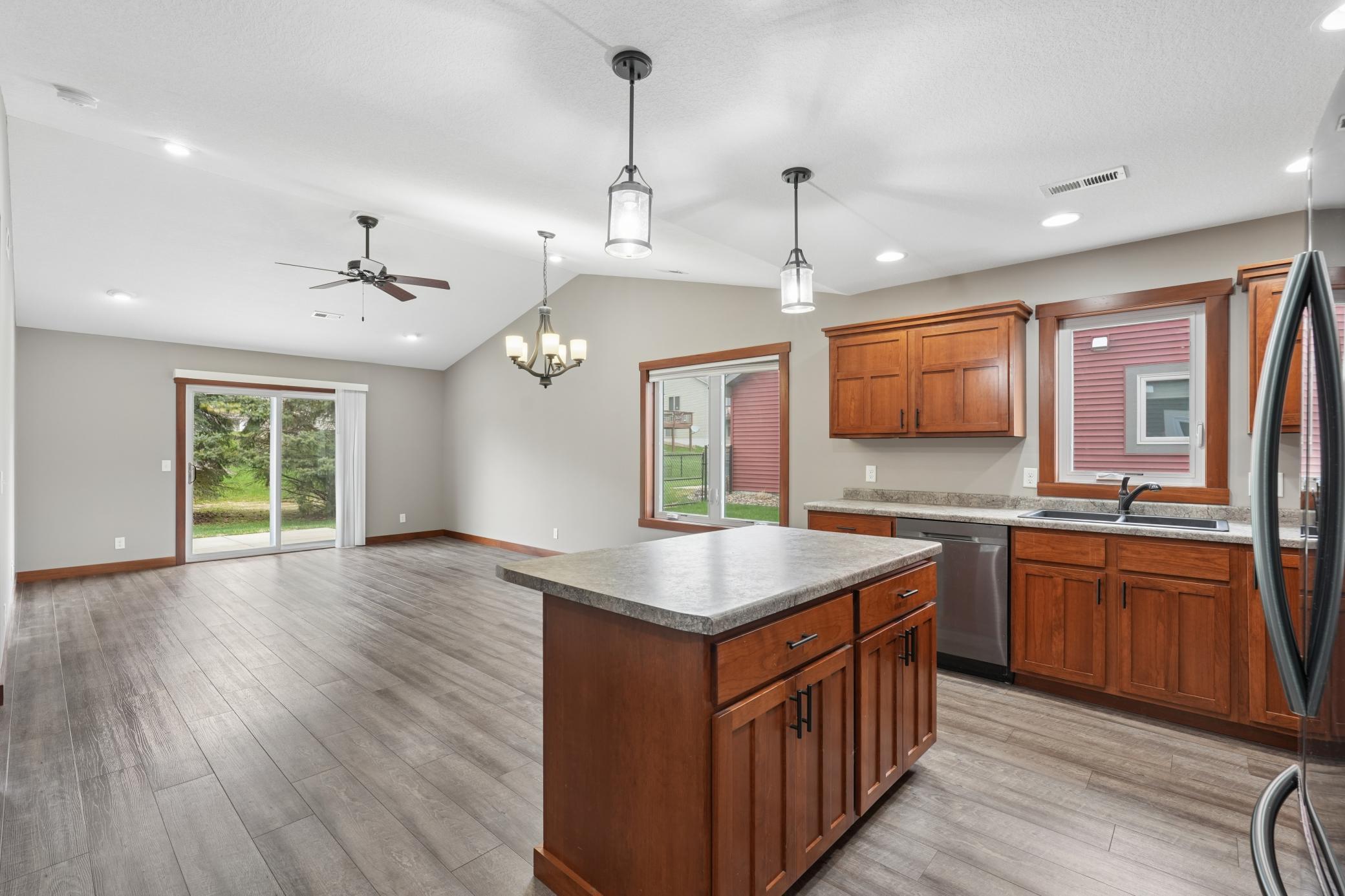1707 Squirrel Way
