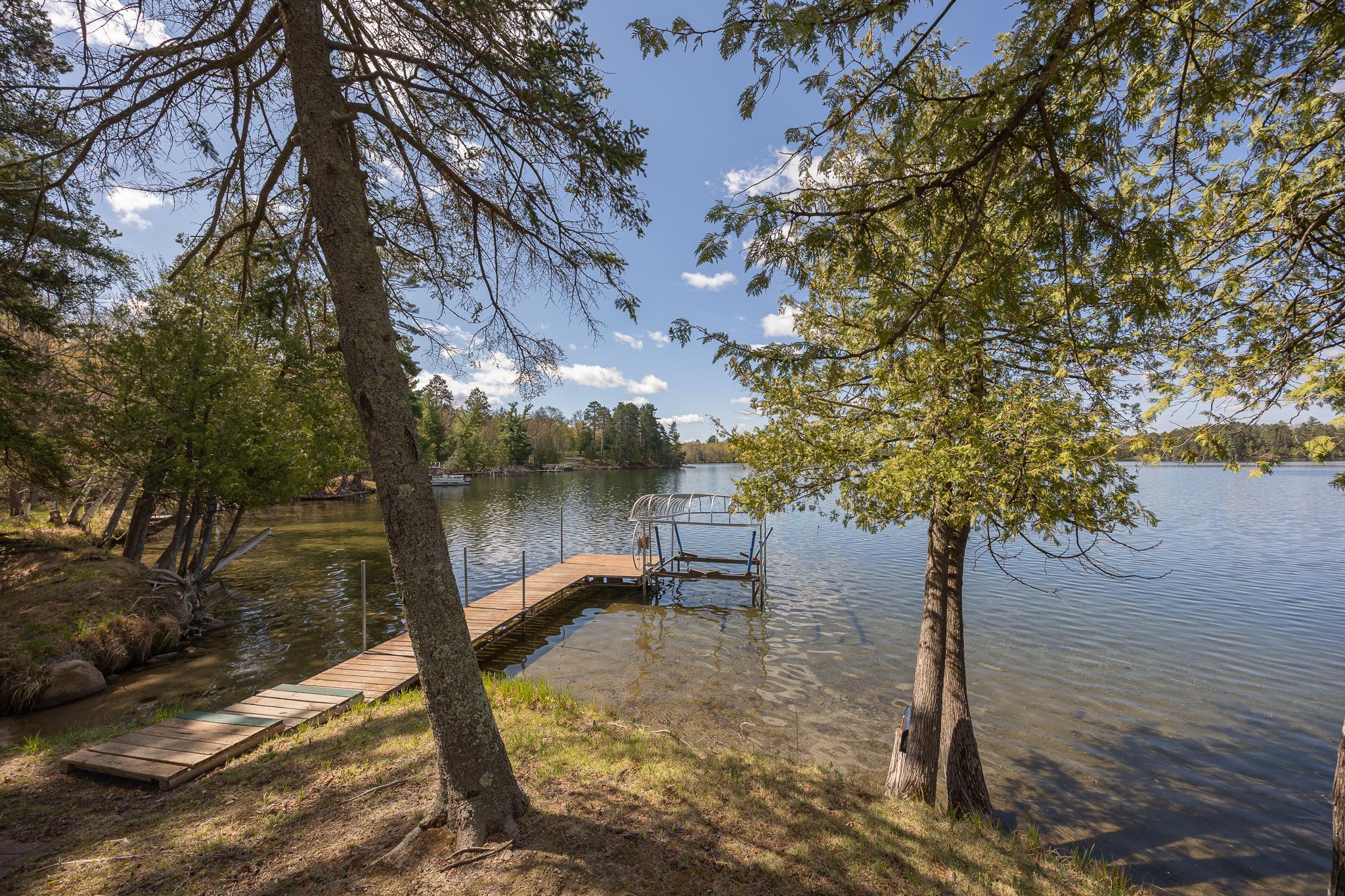 901 N Widow Lake Trail NW
