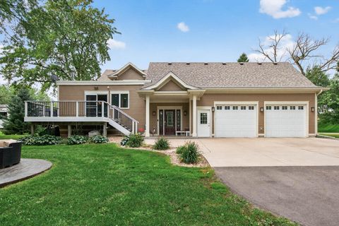 3303 Lake Elmo Avenue N Lake Elmo MN 55042