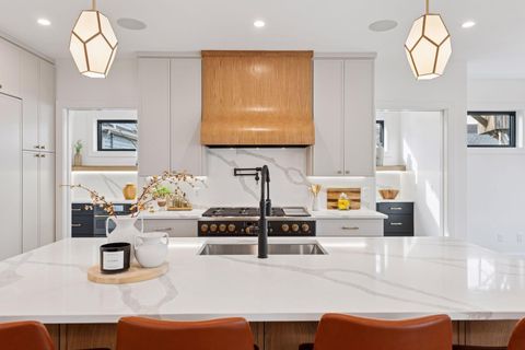 6008 Oaklawn Avenue Edina MN 55424