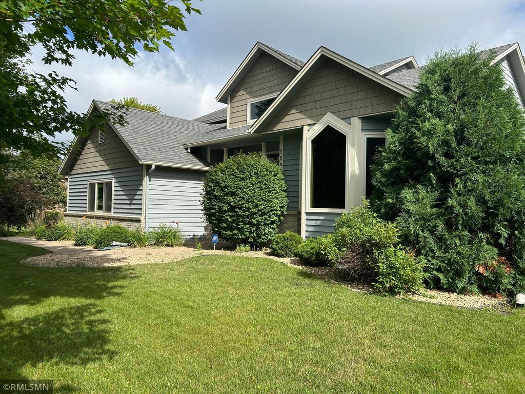 Photo of 1507 Arden Vista Court, Arden Hills, MN 55112 (MLS # 6684769)