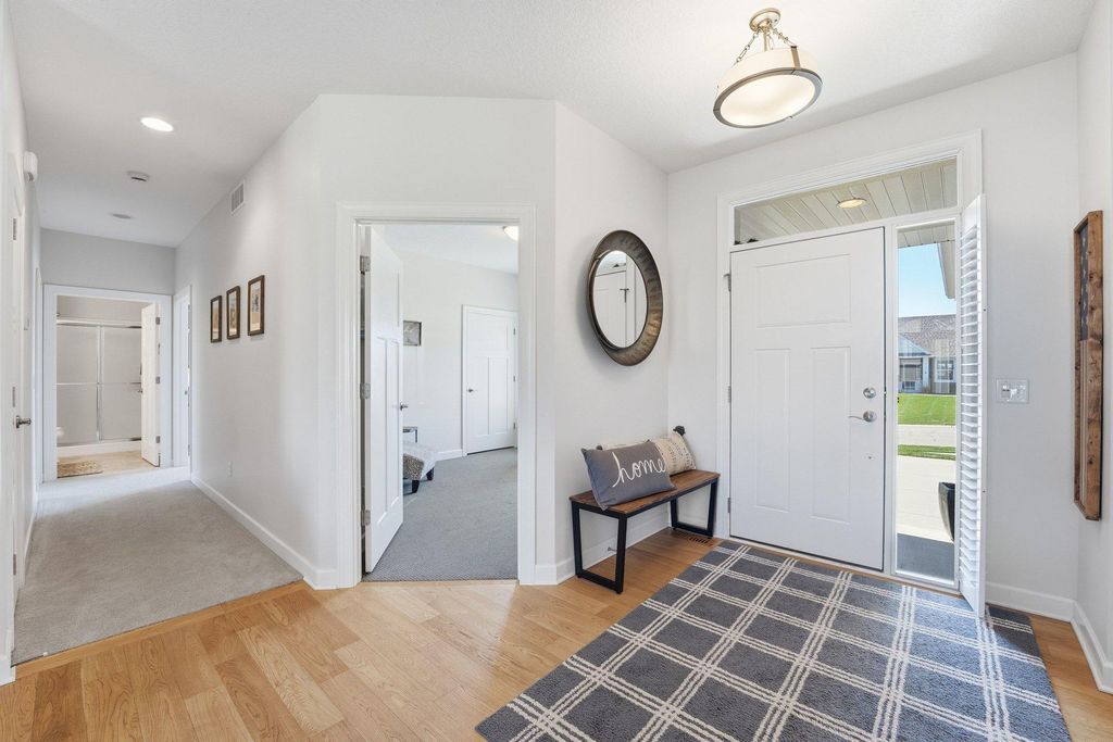 Photo of 19276 Hilldale Avenue, Lakeville, MN 55044 (MLS # 7052491)