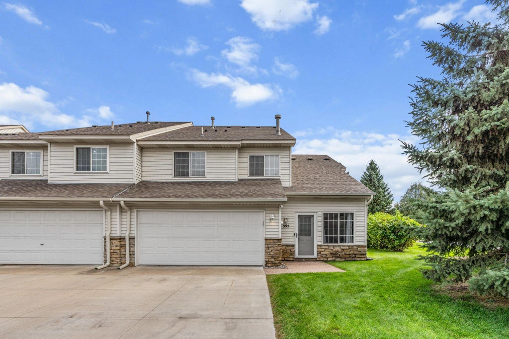 Photo of 895 Ferdinand Drive, Shakopee, MN 55379 (MLS # 7165114)