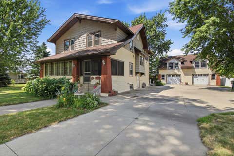 Photo of 611 N Marshall Avenue, Litchfield, MN 55355 (MLS # 7093403)