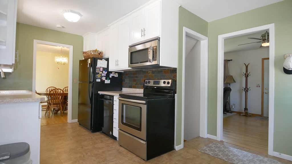 Photo of 10717 Nord Avenue S, Bloomington, MN 55437 (MLS # 7107533)