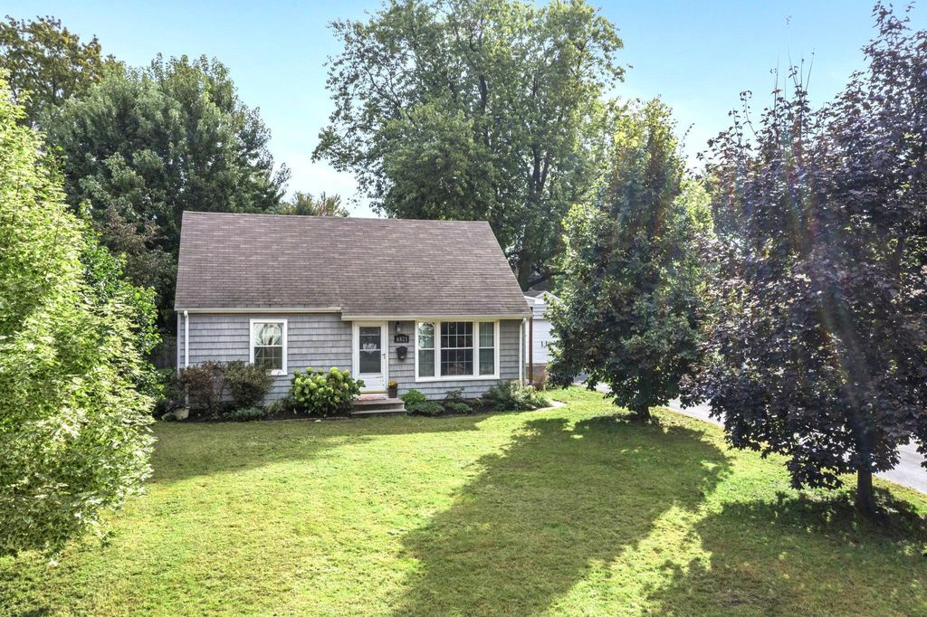 Photo of 6821 4th Avenue S, Richfield, MN 55423 (MLS # 6805068)
