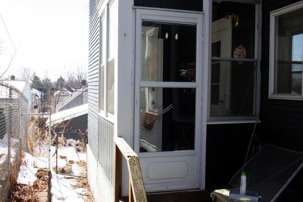 Photo of 850 5th Street E, Saint Paul, MN 55106 (MLS # 7039415)