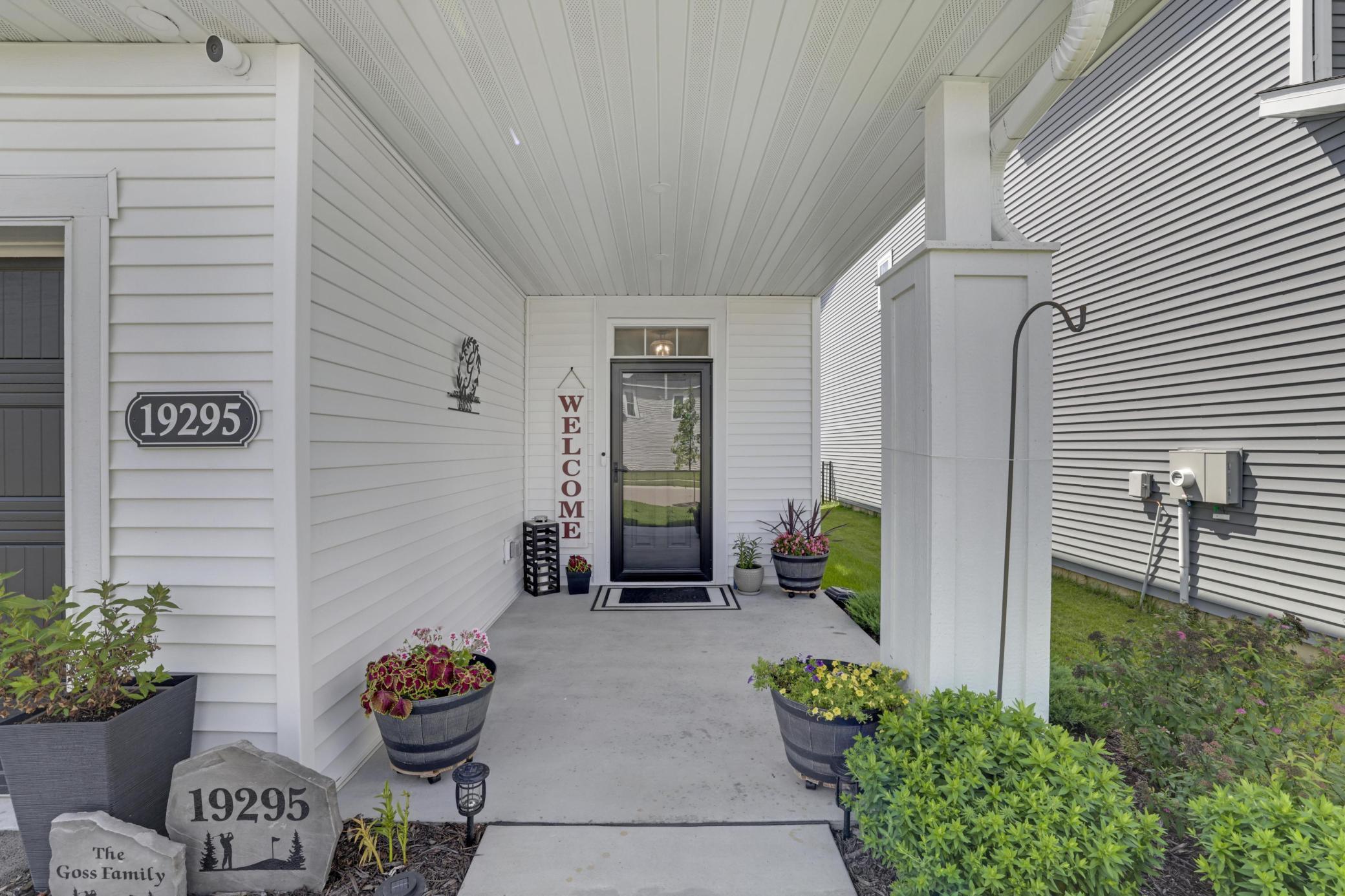 19295 Crystal Terrace