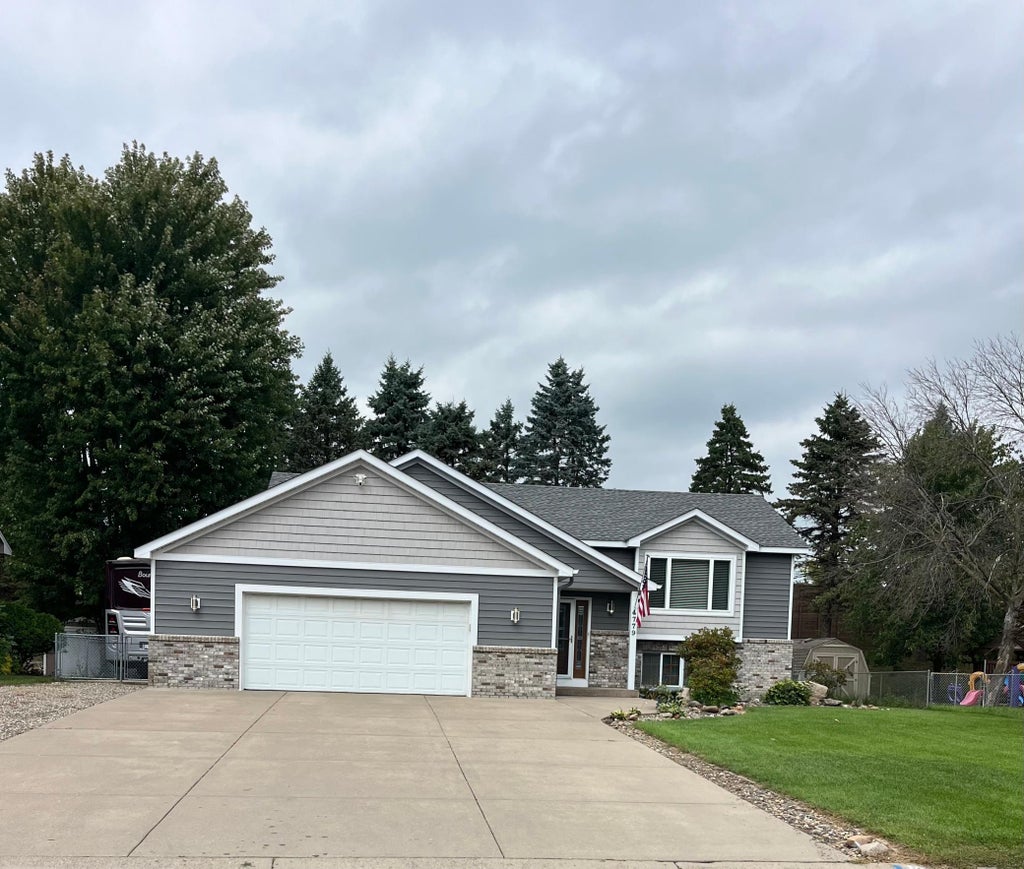 Photo of 4779 108th Lane NE, Circle Pines, MN 55014 (MLS # 7139029)