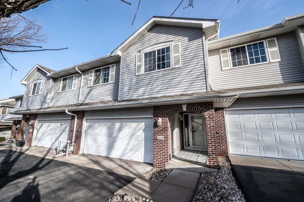 Photo of 3408 Spring Glen Circle NW, Prior Lake, MN 55372 (MLS # 7056002)