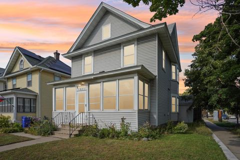 1821 Selby Avenue Saint Paul MN 55104