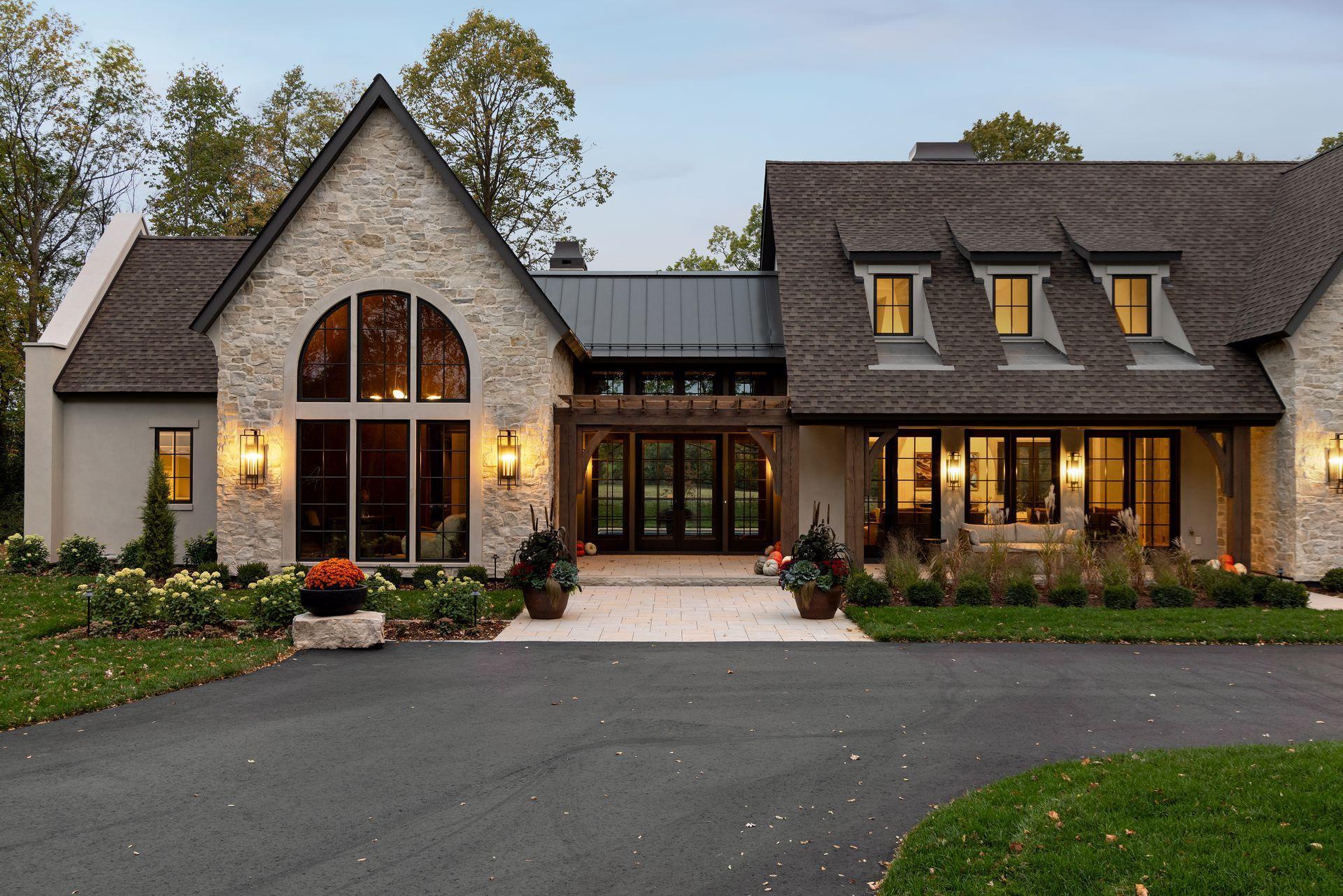 2295 Tamarack Drive