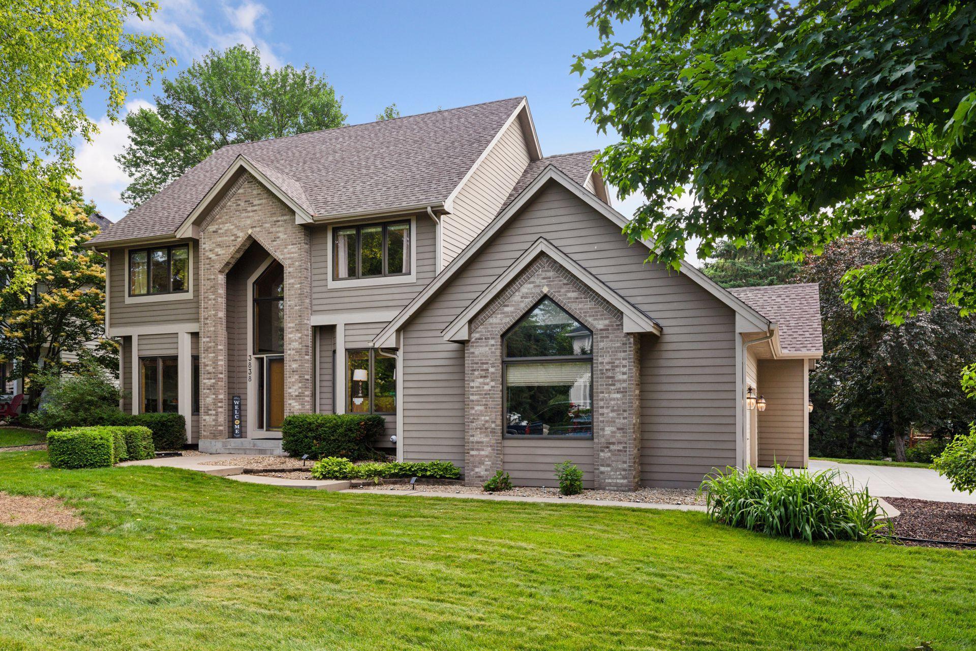 3838 Bridgewater Drive