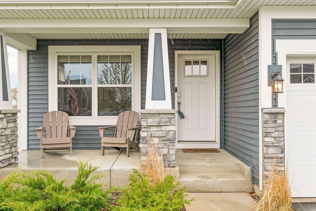 Photo of 1418 Nutmeg Circle, Carver, MN 55315 (MLS # 7061826)