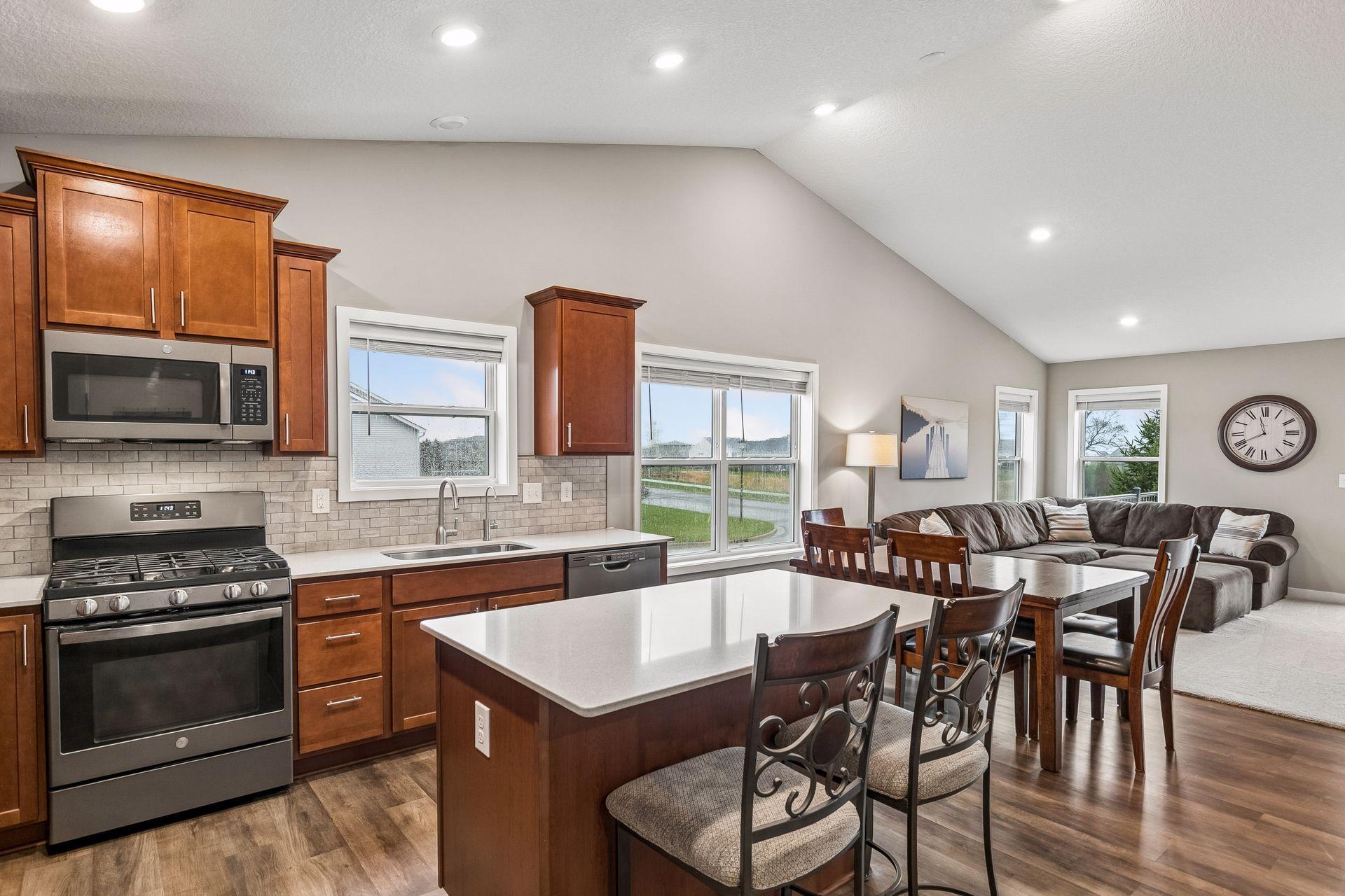 1418 Nutmeg Circle