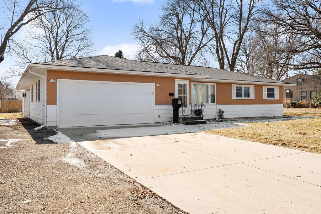 Photo of 581 Havana Road, Owatonna, MN 55060 (MLS # 7036435)