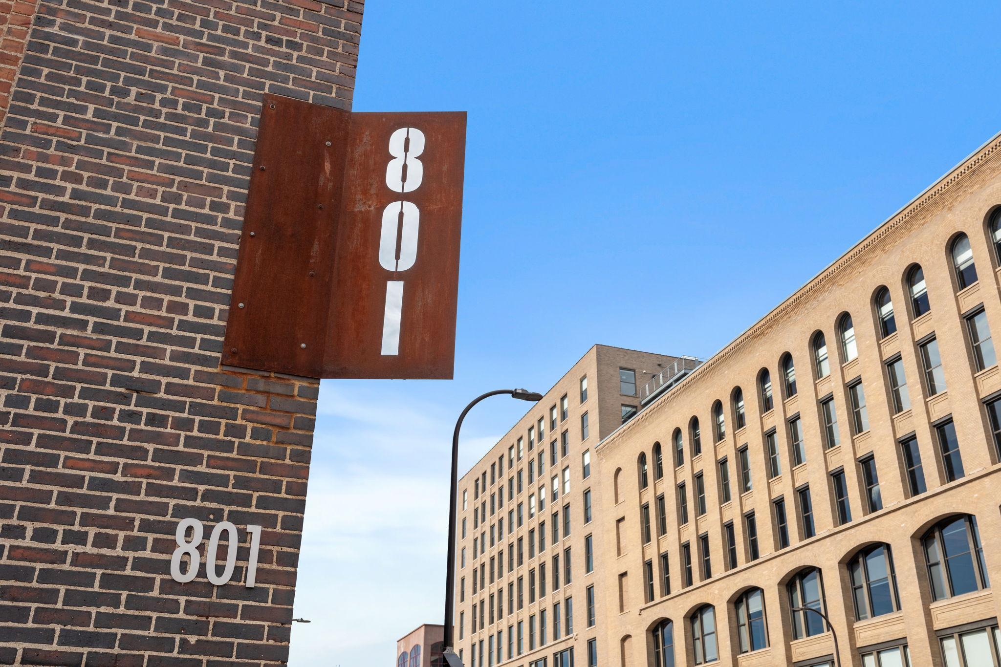 801 Washington Avenue N 121