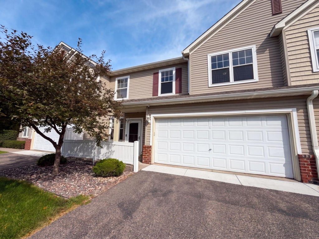 Photo of 5070 Holly Lane N #702, Plymouth, MN 55446 (MLS # 7147096)